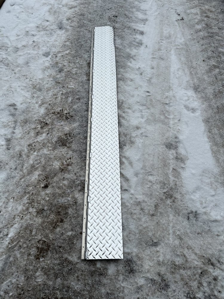 7.5 W ATP TRANSITION FLAP 80" X 8", ALUMINUM W/ HINGE, LEGEND STYLE
