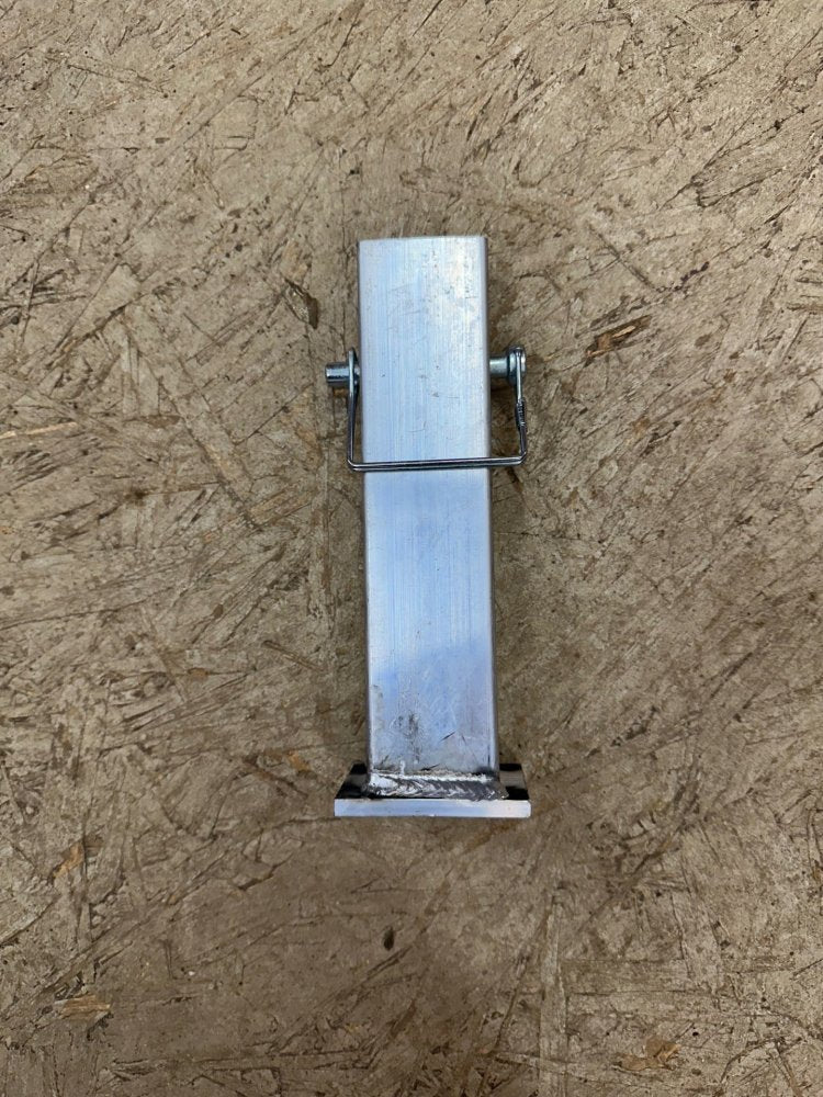ALUMA WELDMAT ALUMINUM LEG INSERT, 8200 SERIES, FOR SPRING LOADED, STABILIZER LEG ONLY