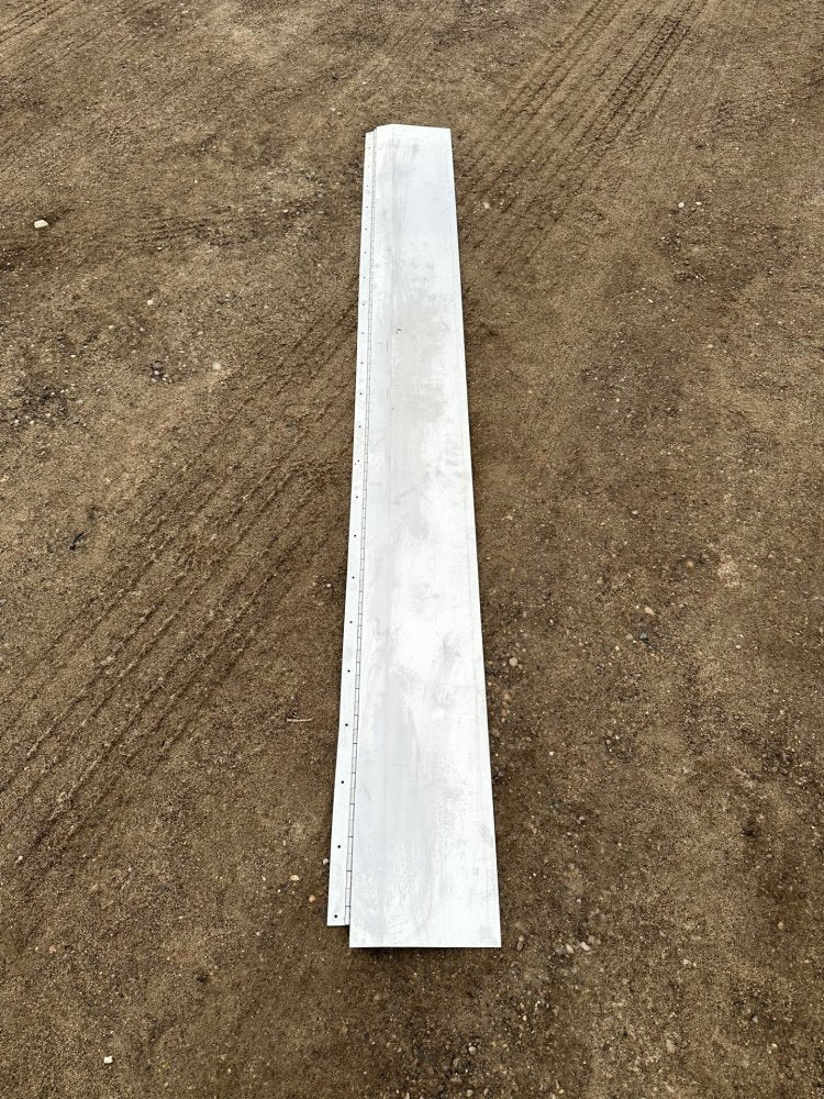 8.5W ALUMINUM TRANSITION FLAP 8" WIDE, ALUMINUM W/ HINGE, SMOOTH
